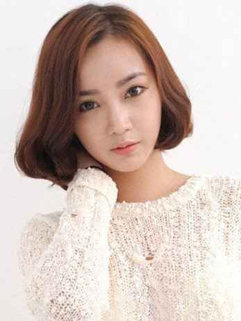 最新短发发型图片女,心灵洗涤与轻松之旅的自然美景探索