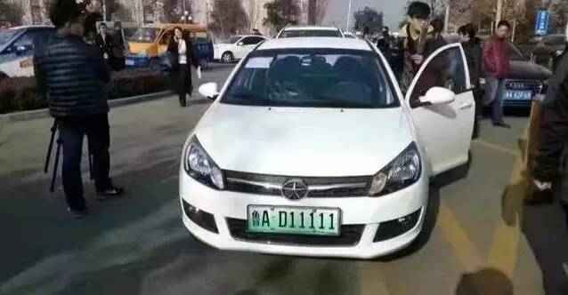 上海车牌新纪元,揭秘最新车牌诞生记——11月6日新牌诞生实录