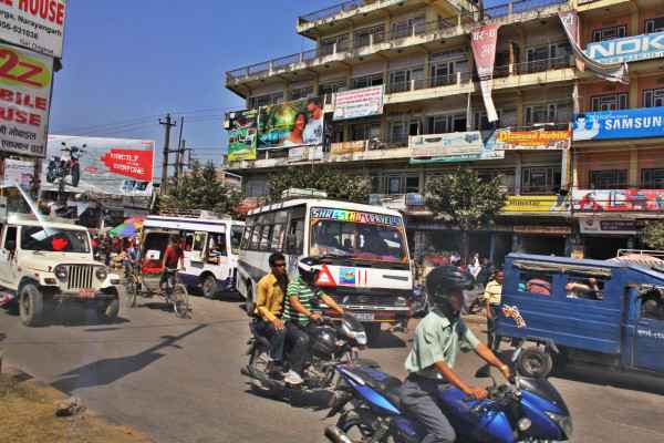 探秘亚洲小巷隐藏瑰宝,特色小店的非凡之旅(日期为往年11月15日)
