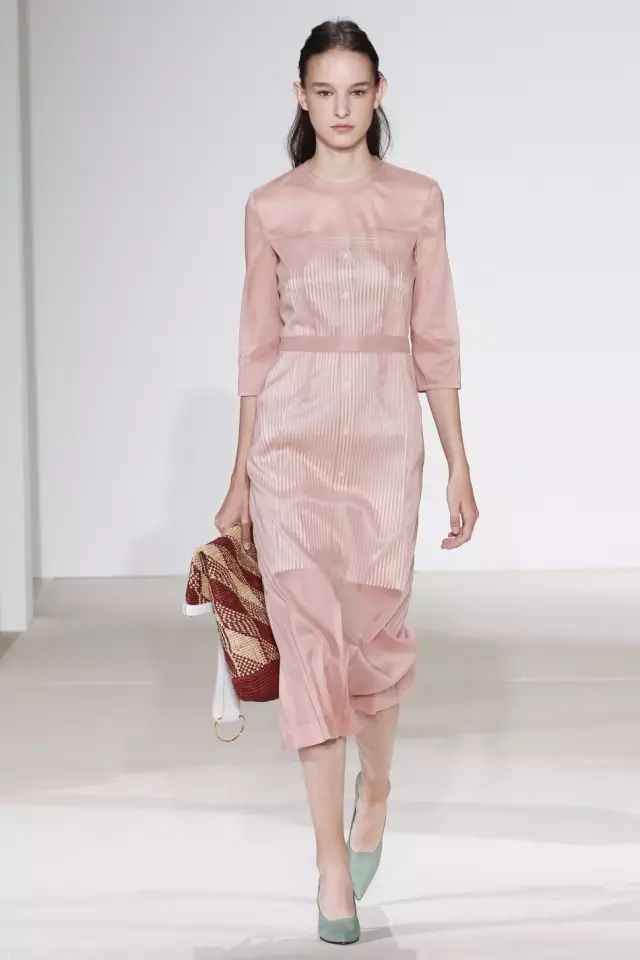 独家揭秘,往年11月15日服装最新配色,时尚潮流尽在掌握——小红书精选推荐!